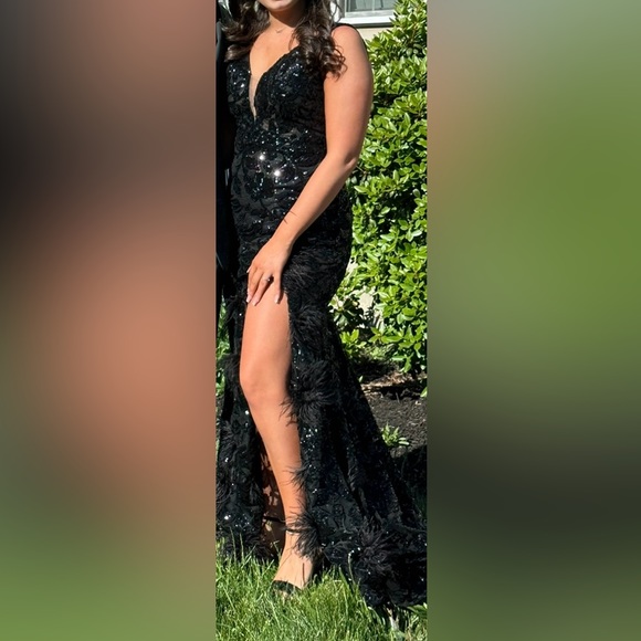 🌿 AMARRA Prom dress. Fits sizes 2-10. Worn once. - Picture 5 of 12